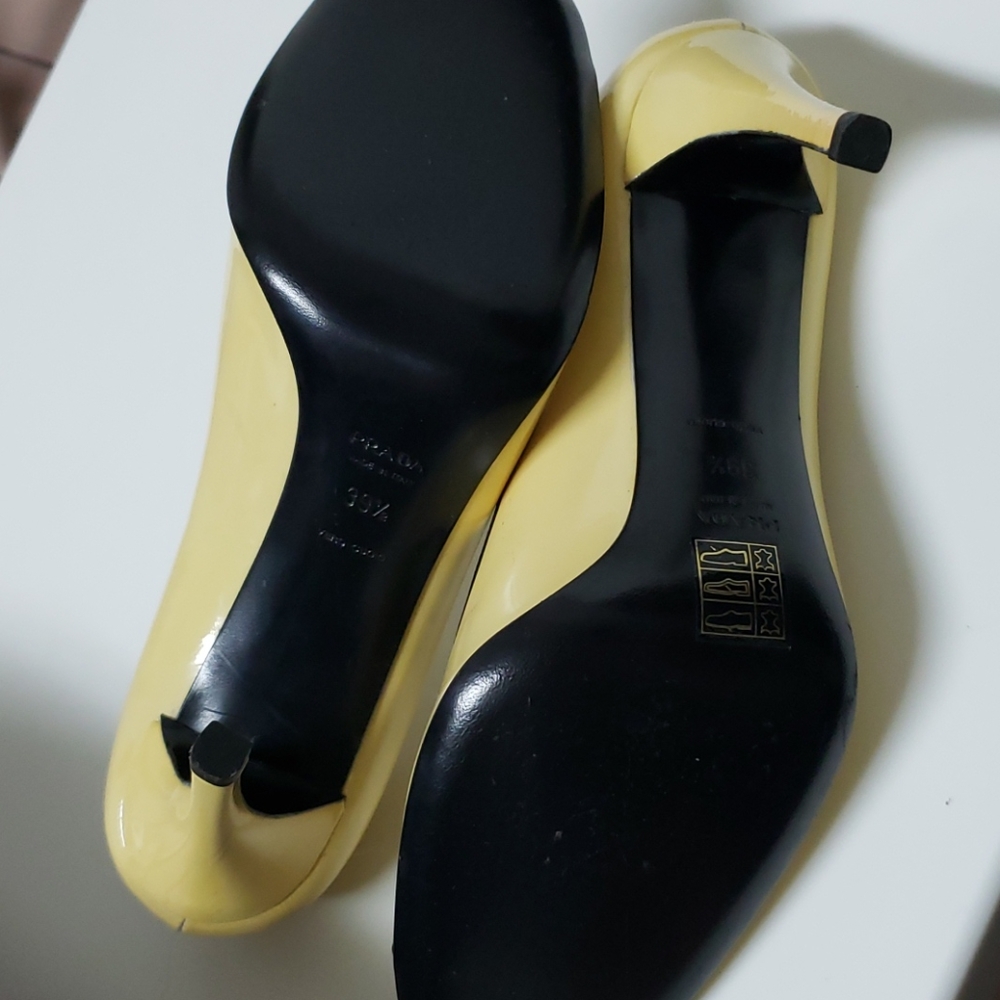 PREVIOUSLY LISTED! Prada peep toes size 39.5 - Picture 6 of 12